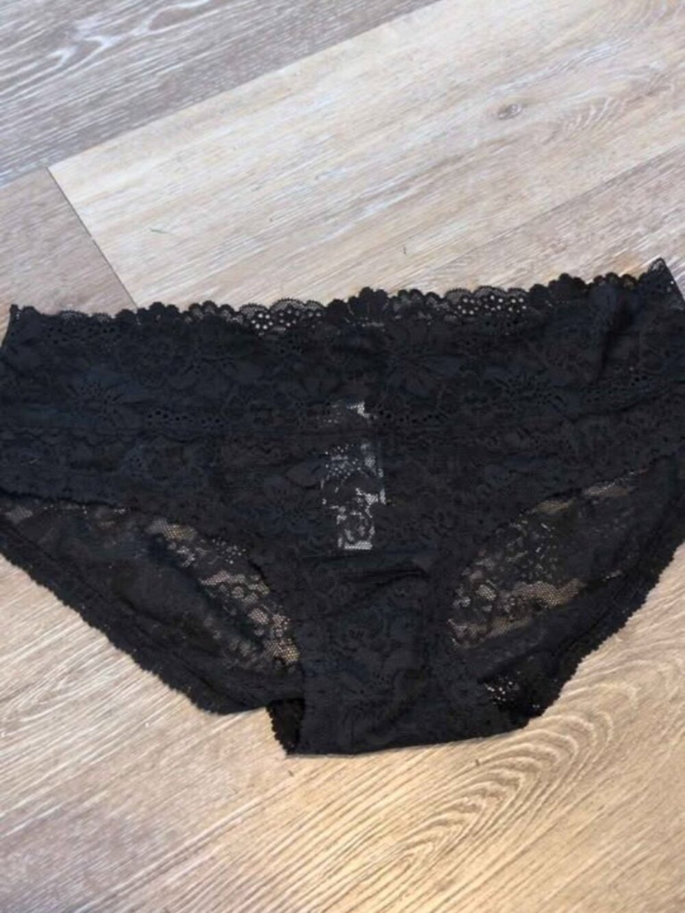 PINK Victoria's Secret Black Lace Underwear size small new